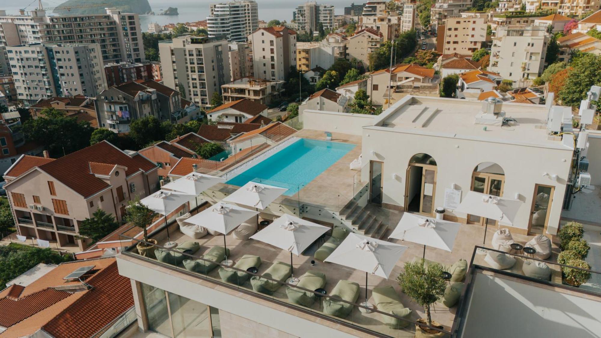 Infinity Hotel & More Budva Eksteriør billede